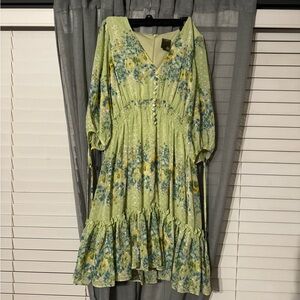 Size medium dress never worn